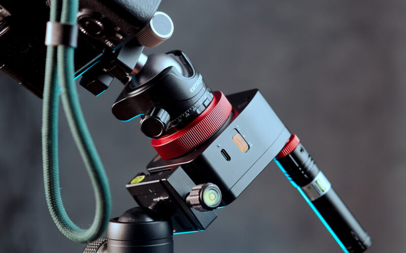 the easiest way to track the night sky